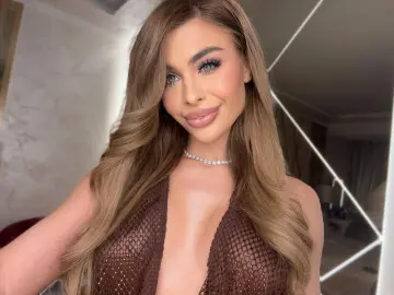 Sex Chat with KaylaMinov from Livejasmin