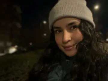 Live Sex Cam with MarieLima from Livejasmin