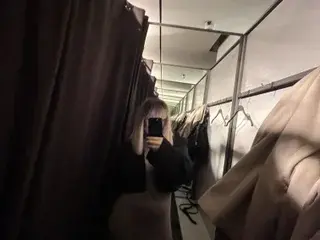 Live Sex with MistressLouUK from Streamate