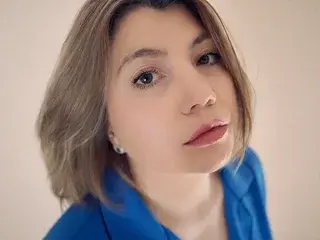 Watch Live Sex Cams with NaughtiestGal from Streamate