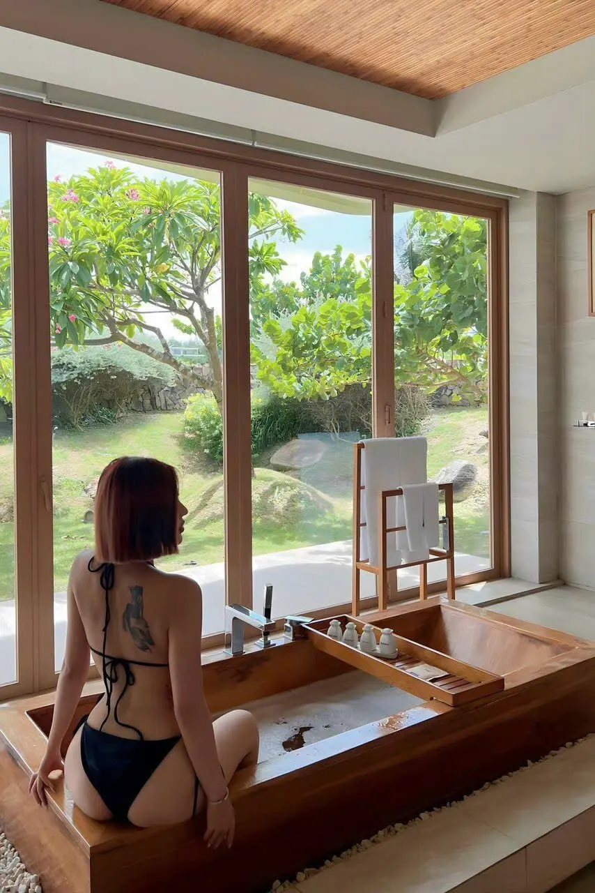 Ana_love2000 live on stripchat | webcam show at publicsexshow.com