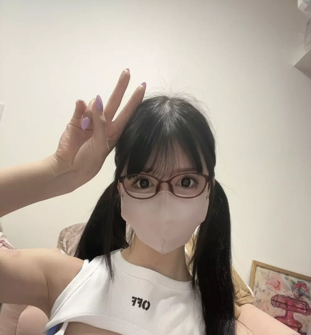 momopai- stripchat in live porn show - publicsexshow.com