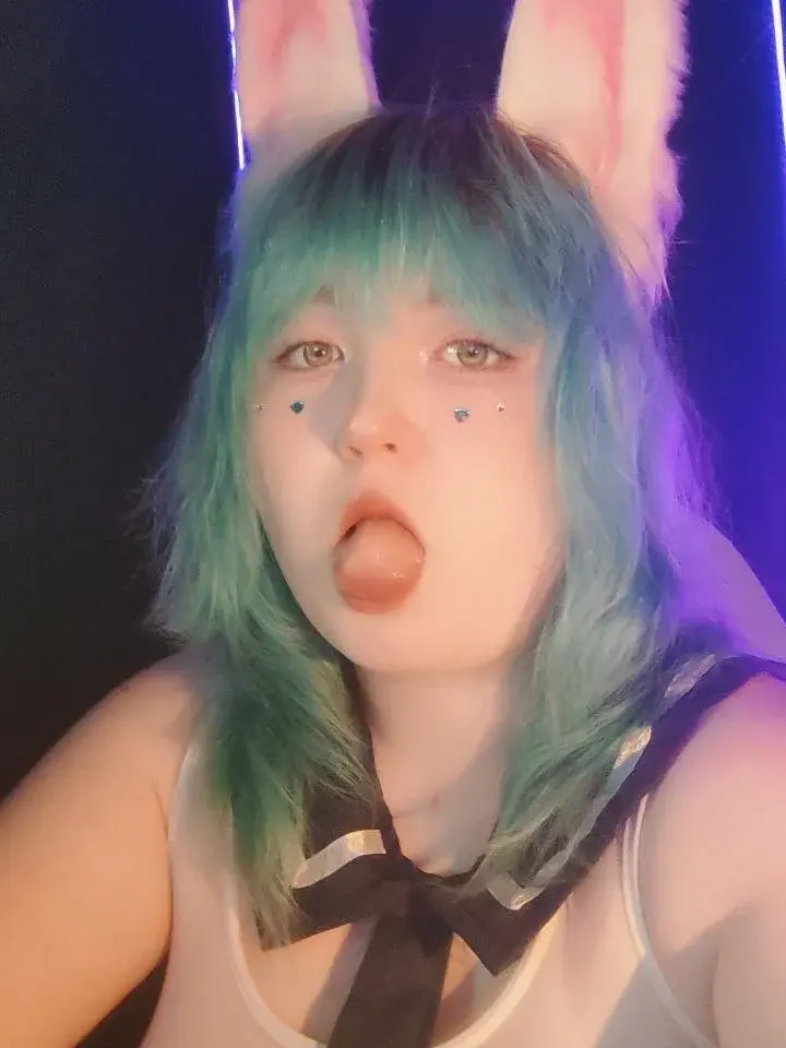 ChimberWol live on stripchat | webcam show at publicsexshow.com